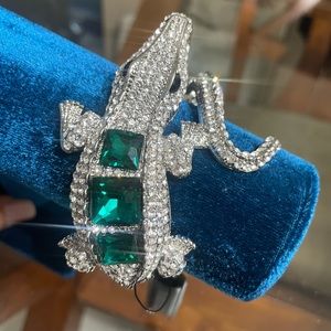 Beautiful Alligator Cuff Bracelet Jewel Pave Crystals Bling Silver Tone